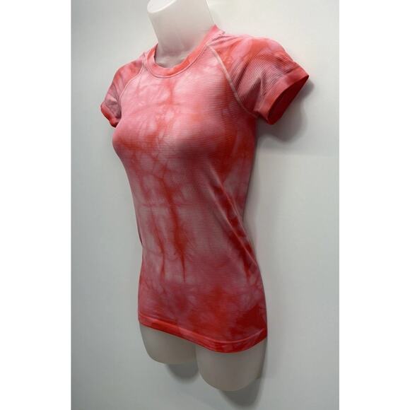 Lululemon Swiftly Tech Tee 2.0 Marble Size 2 Marble Dye Raspberry Cream 78656 - Picture 3 of 6